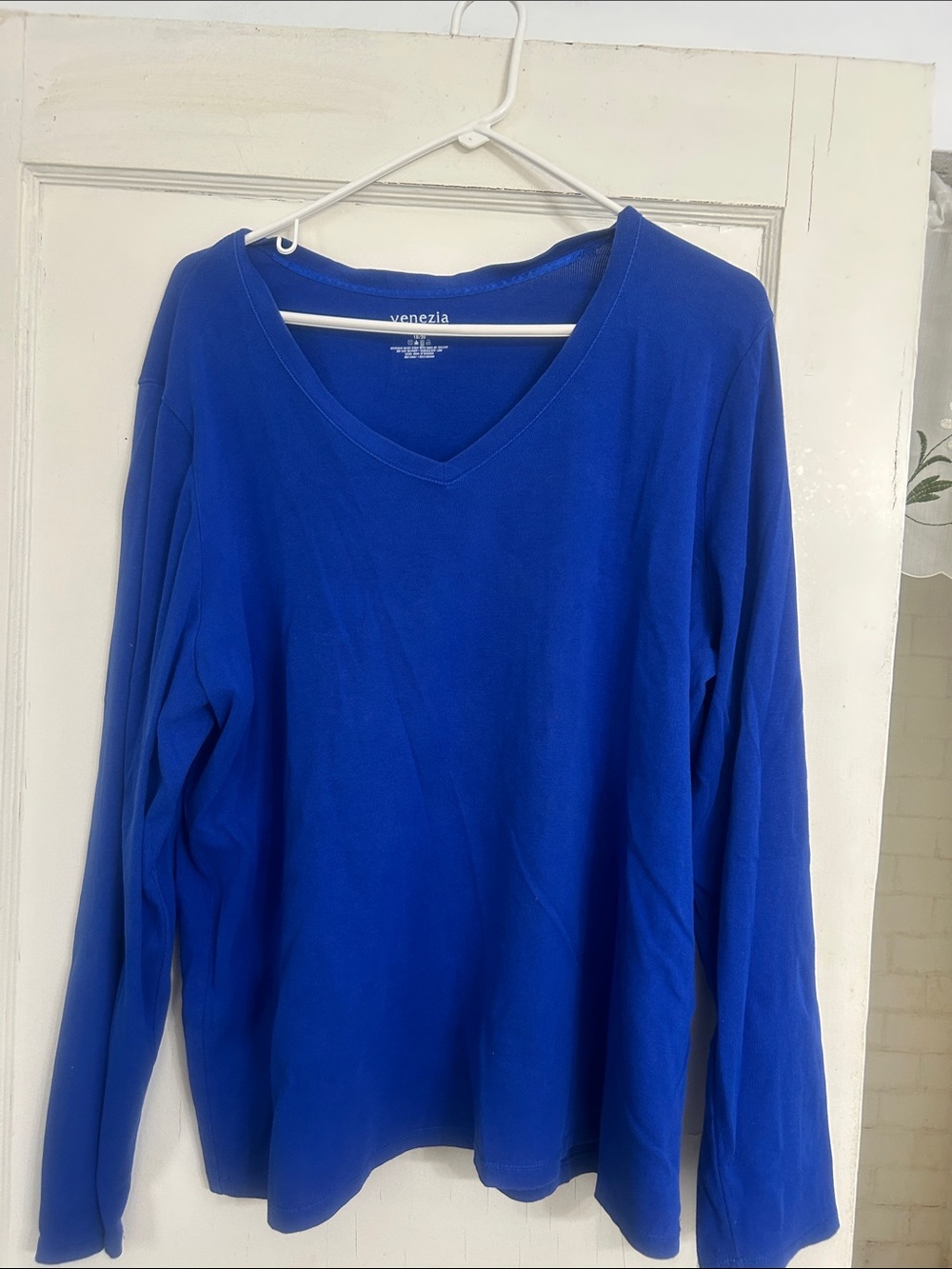 Venezia Women's Long Sleeve V-Neck Top - Royal Blue